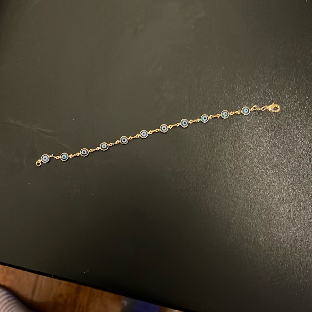 Gold evil eye bracelet